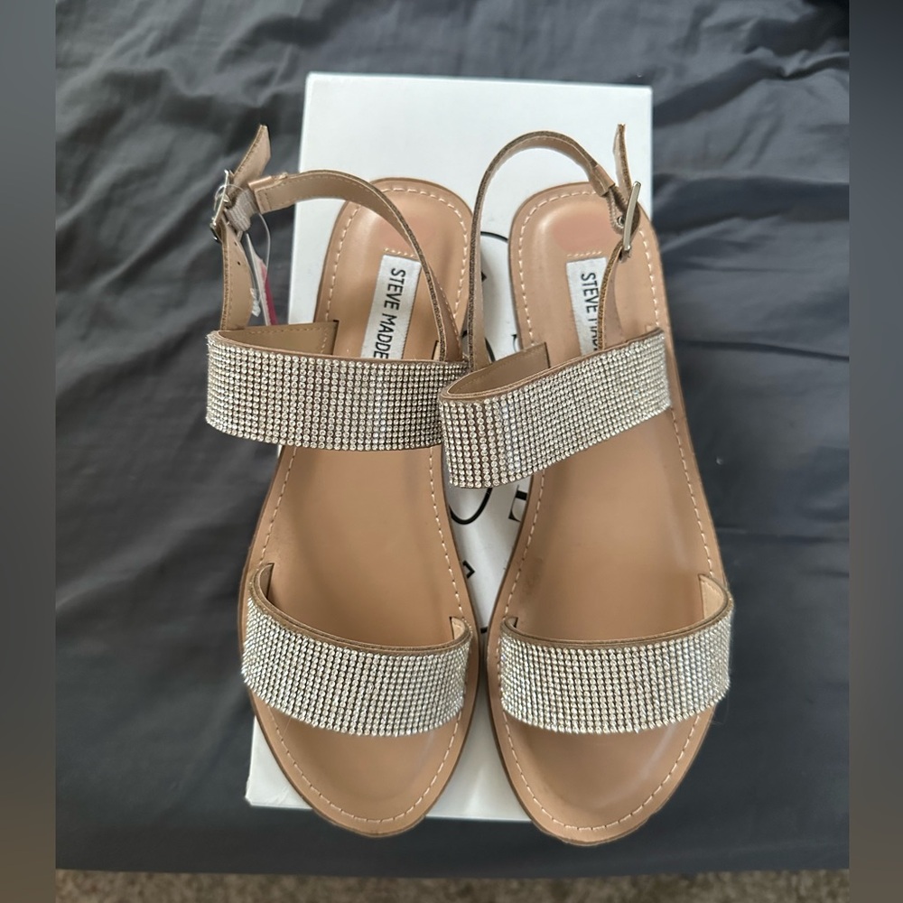 NWT Steve Madden rhinestone sandals.